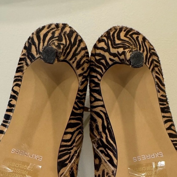 EXPRESS Calf Hair Animal Print Stiletto Ankle Boots 🔥 - Picture 12 of 16